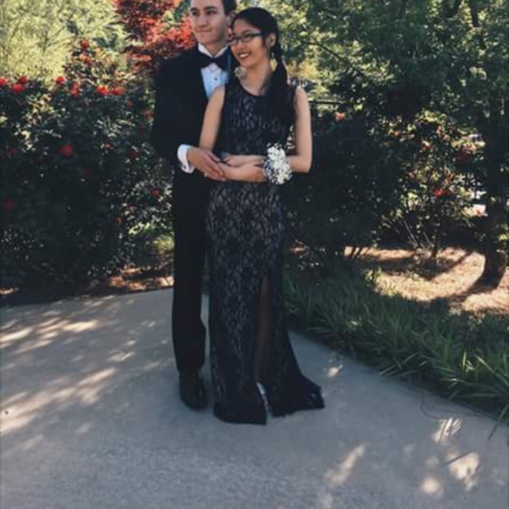 !!!PROM DRESS!!! - Picture 3 of 3
